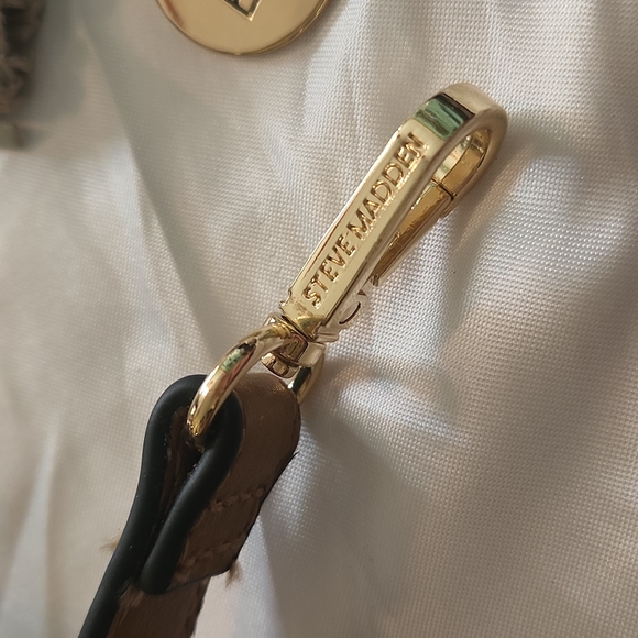 🎀Bundle of Shoulder straps and Purse Charms - Picture 6 of 9